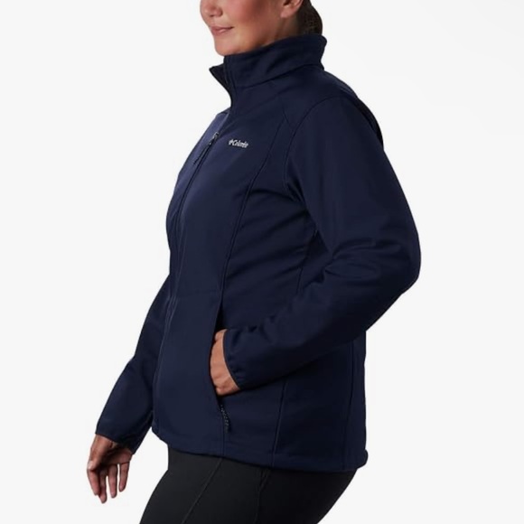 Columbia Women Plus Size Kruser Ridge II Softshell Jacket - Picture 5 of 10